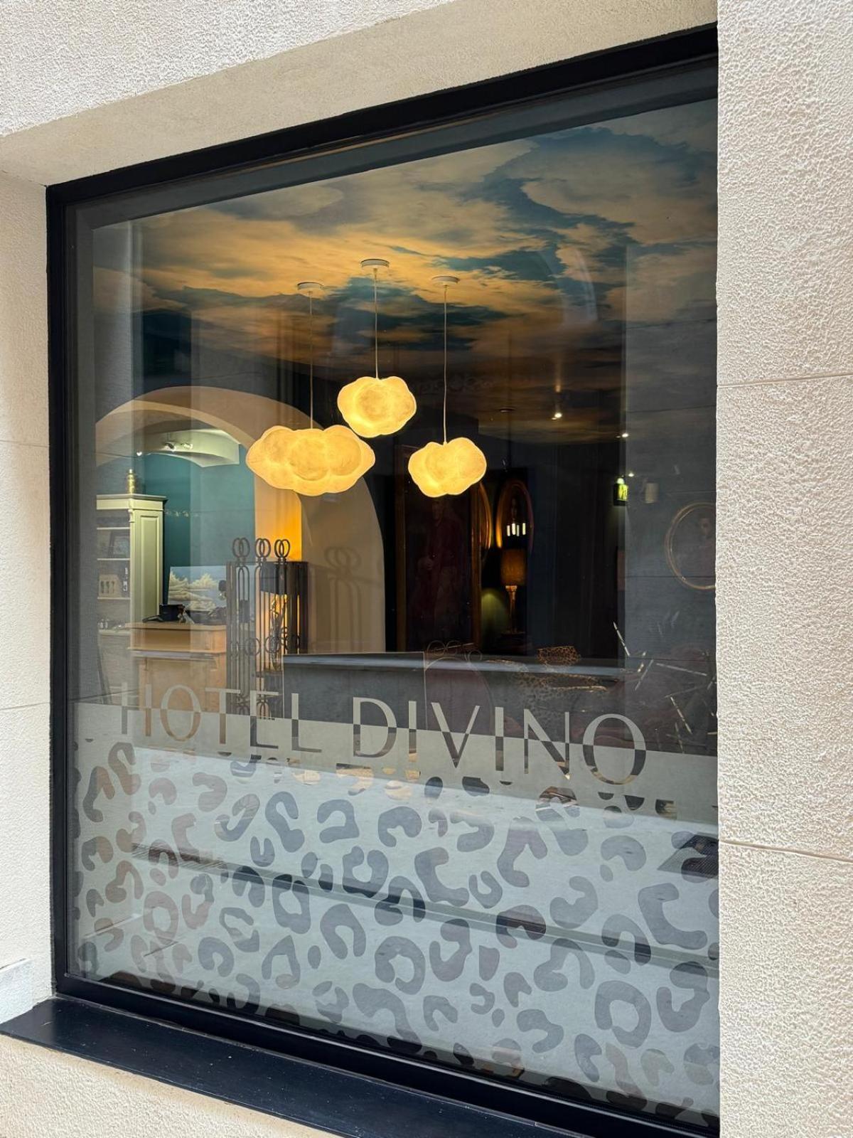 Hotel Divino & Apartments Figueres  Dış mekan fotoğraf