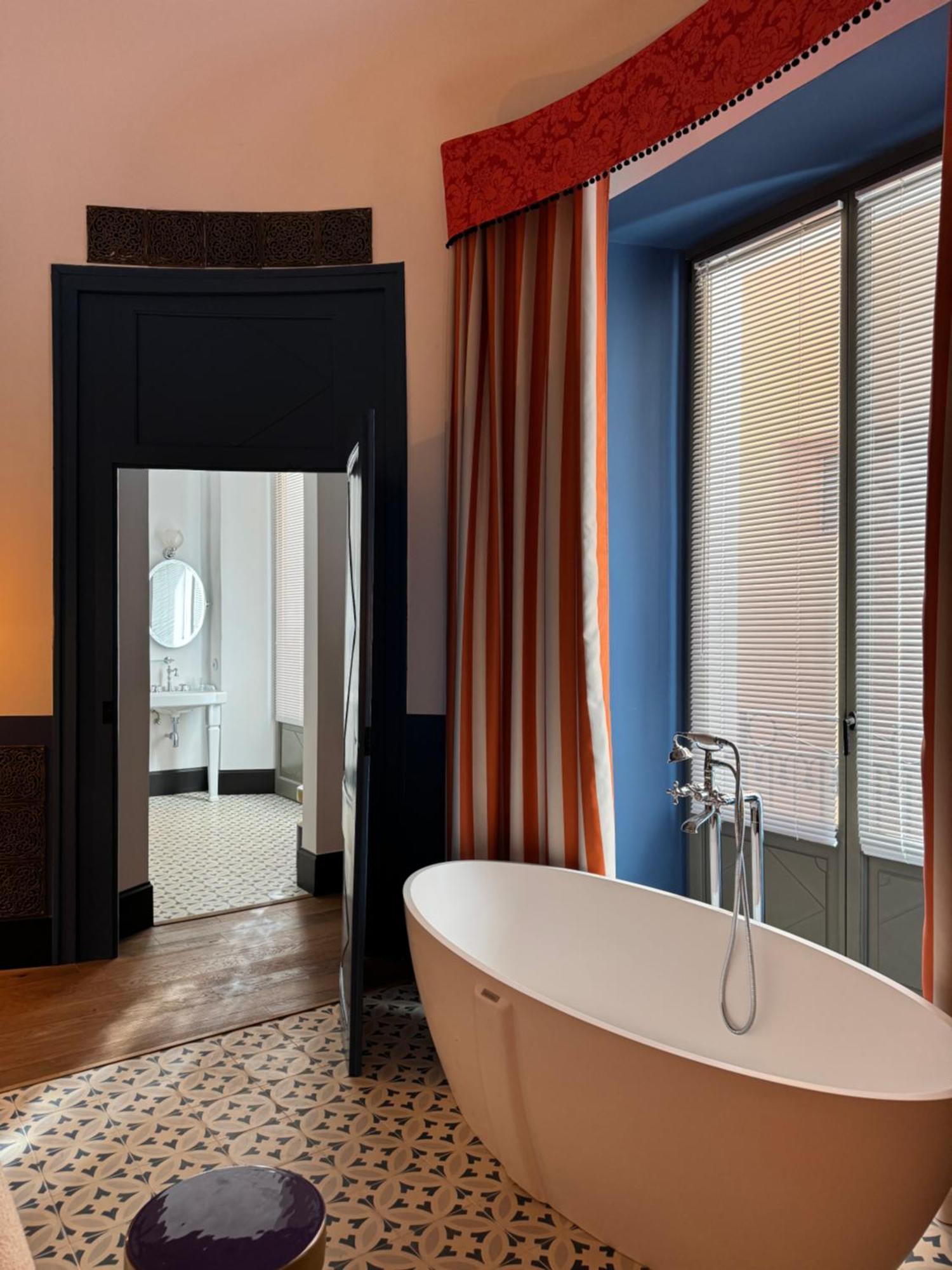 Hotel Divino & Apartments Figueres  Dış mekan fotoğraf