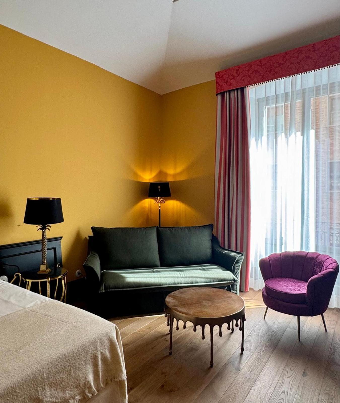 Hotel Divino & Apartments Figueres  Dış mekan fotoğraf