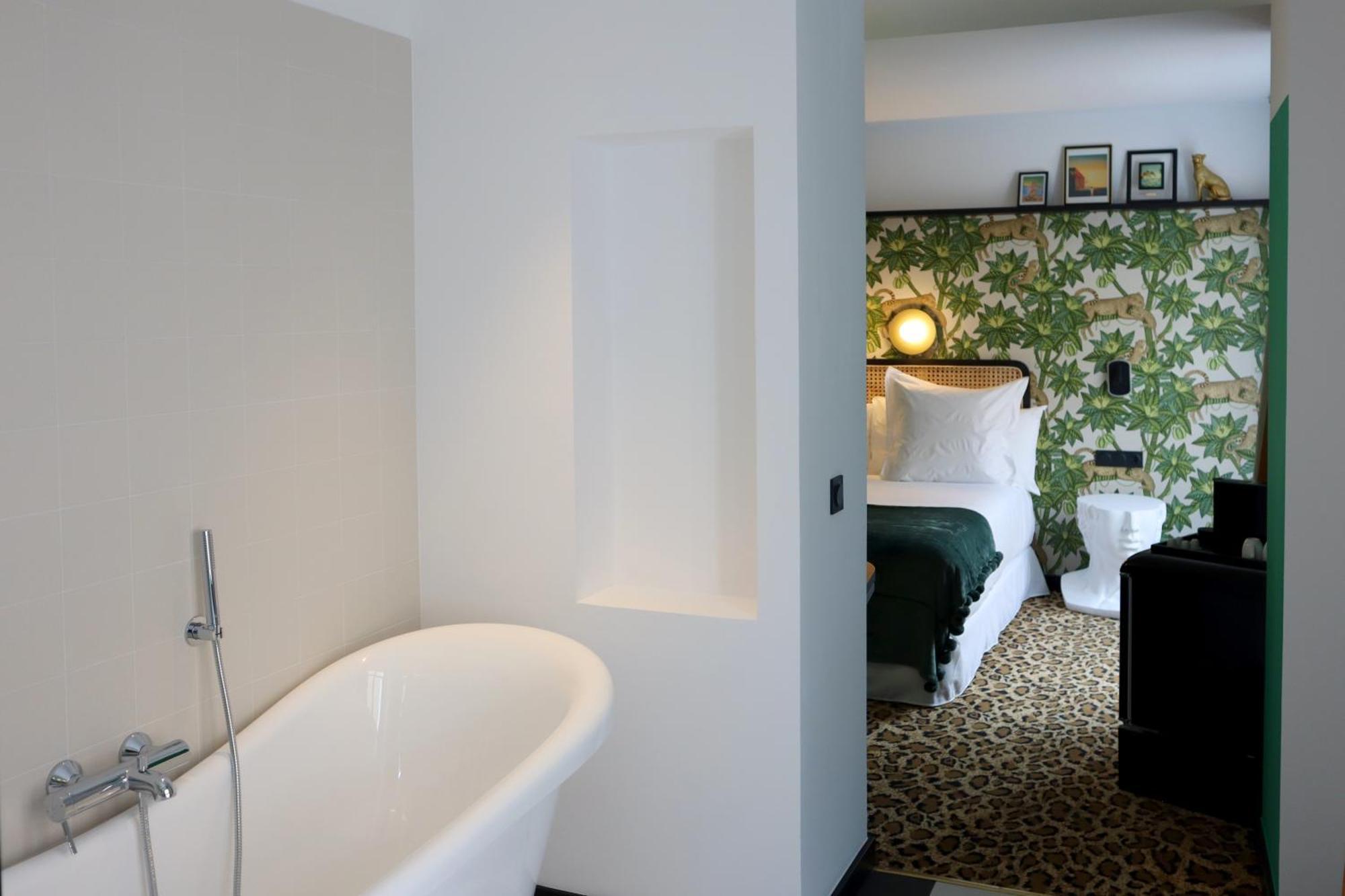 Hotel Divino & Apartments Figueres  Dış mekan fotoğraf