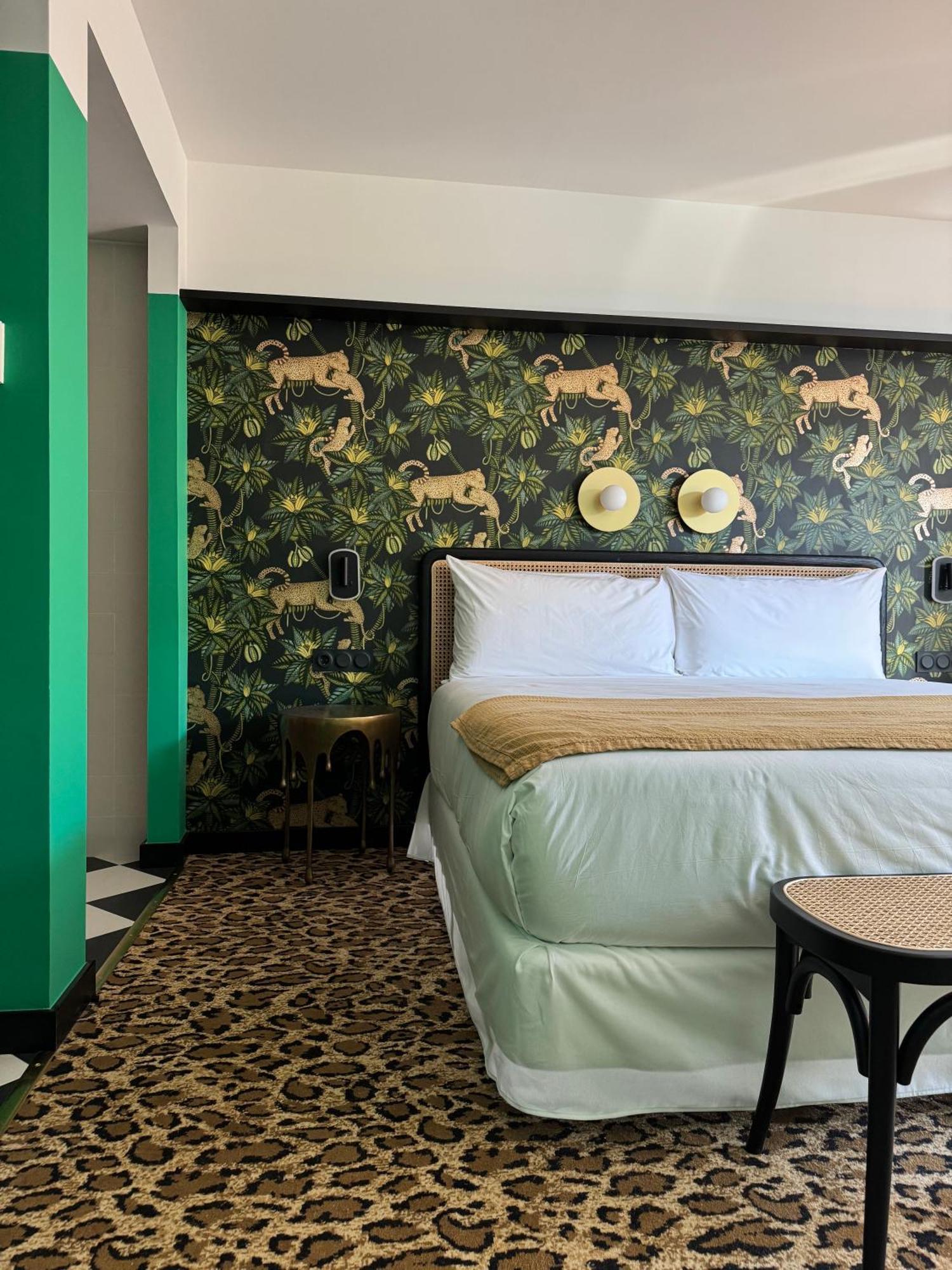 Hotel Divino & Apartments Figueres  Dış mekan fotoğraf